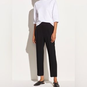 Vince Tapered Pull On Pant in Black Trouser